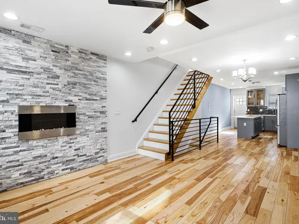 640 Emily St, Philadelphia, PA 19148