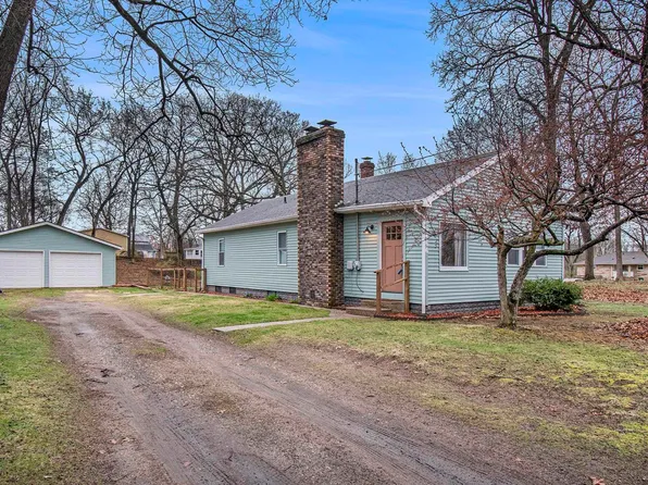 10466 Neely St, Osceola, IN 46561