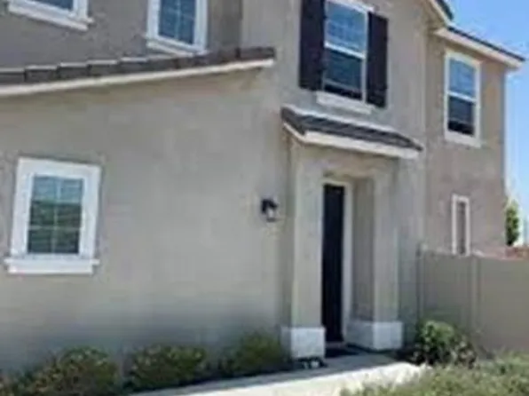 17085 Gray Pine Pl, San Bernardino, CA 92407