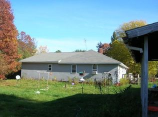 N2977 4th Ave, Hancock, WI 54943