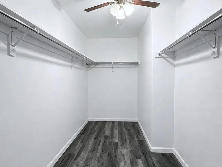 1011 Backland Ct — Photo 20
