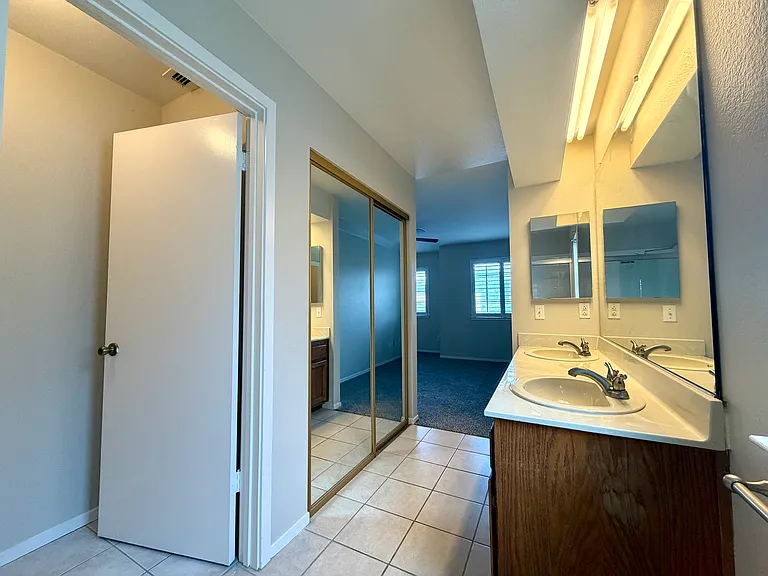 661 Mockingbird Ln — Photo 14