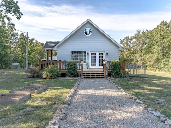 722 State Highway 175, Hardy, AR 72542