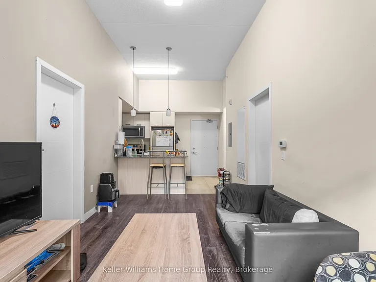 251 Hemlock St #109 — Photo 8