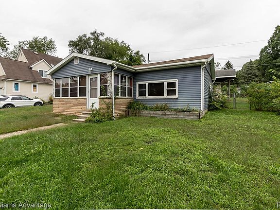 2nd image of 2642 Lakeridge Ave