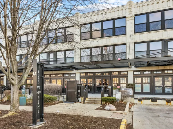 1033 W 14th Pl Unit 216, Chicago, IL 60608