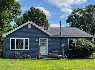 233 Moulton Ave, North Clarendon, VT 05759