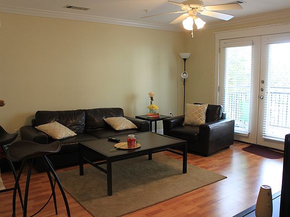 3rd image of 1725 Harvey Mitchell Pkwy S APT 1822