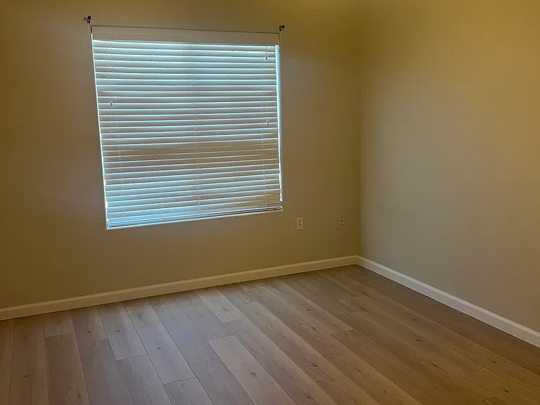 1350 S Greenfield Rd #1032 — Photo 12