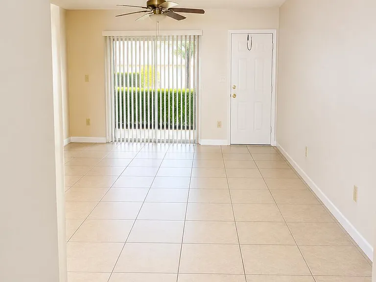 11000 NW Royal Palm Blvd #1-3 — Photo 6