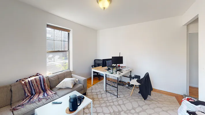 Rented by Emor Management Inc. | media 20