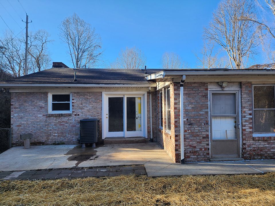 1st image of 1 Woodsview Hts