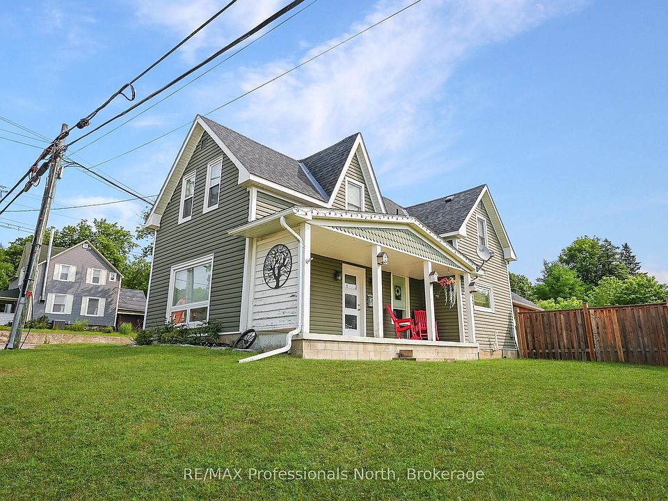1st image of 33 Maple Ave