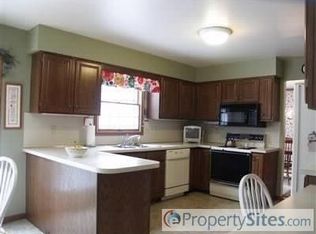 6285 Rothbury St, Portage, MI 49024
