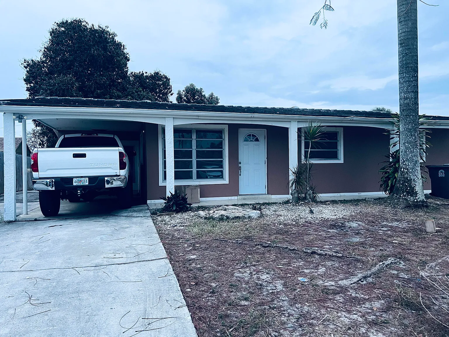 3 bed, 2.0 bath, 1104 sqft, $2,900 — Photo 2