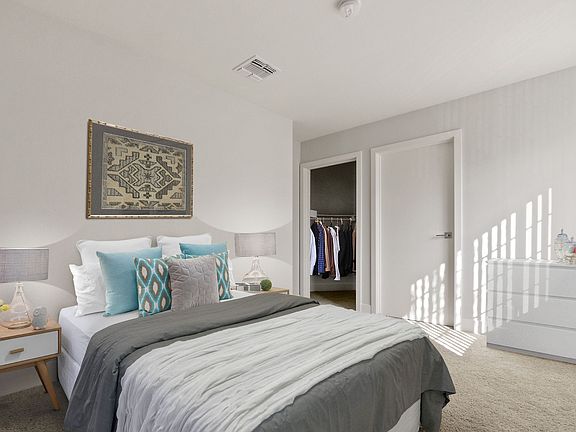 3rd image of 3343 S Durango Ave APT 202