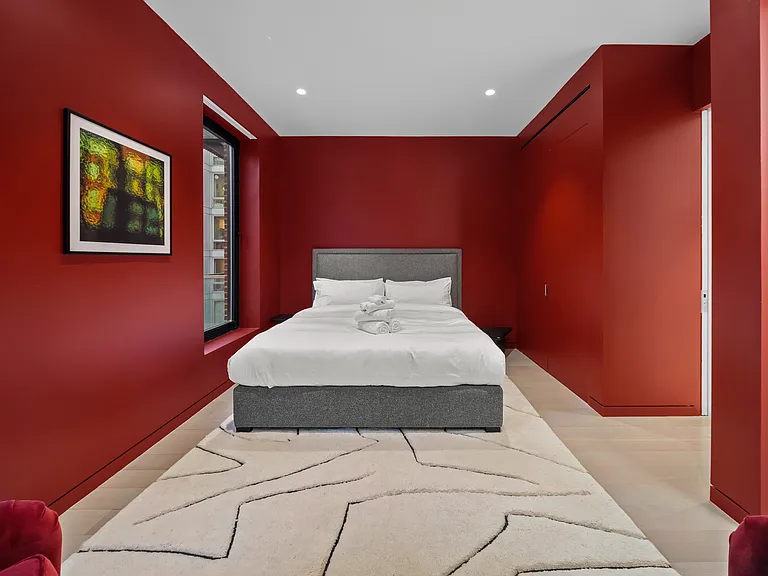 460 W 44th St #3 — Photo 19
