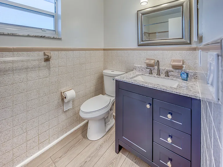 411 S M St #5 — Photo 6