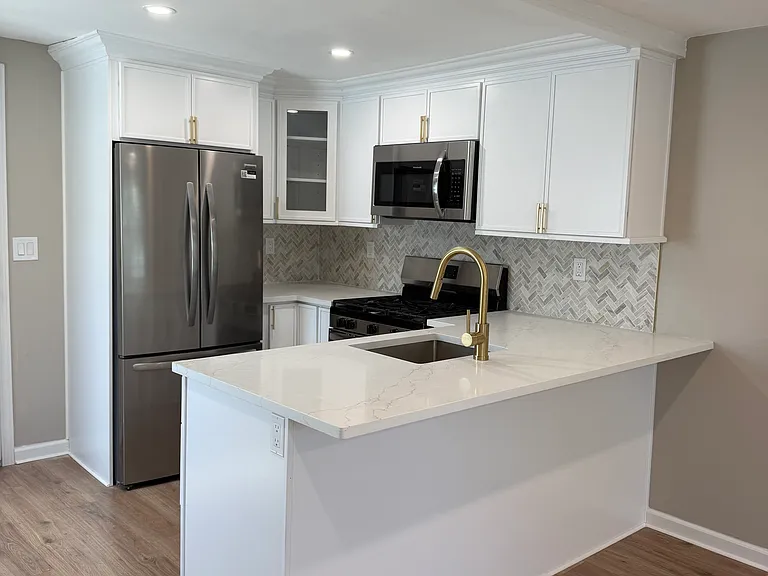 164 Bedford Rd #2 — Photo 7
