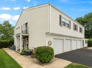 178 Stephanie Ct UNIT D, Bartlett, IL 60103