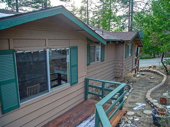 4th image of 25580 Fir St
