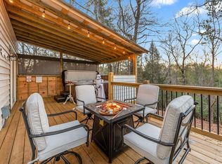 1159 Shenendoa Dr, Ellijay, GA 30540