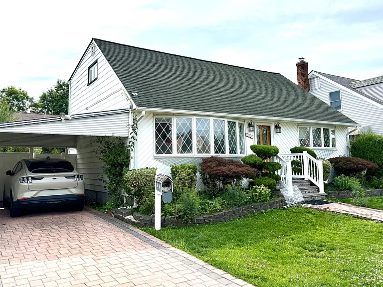 166 Wilfred Blvd — Photo 17