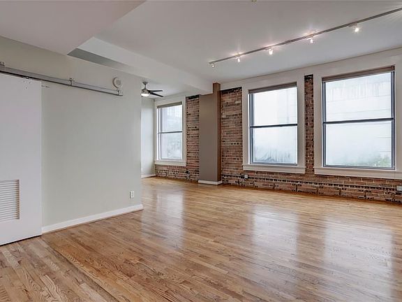 5th image of 915 Franklin St Unit 3E