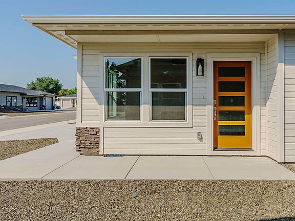 4th image of 1237 Phillips Cir