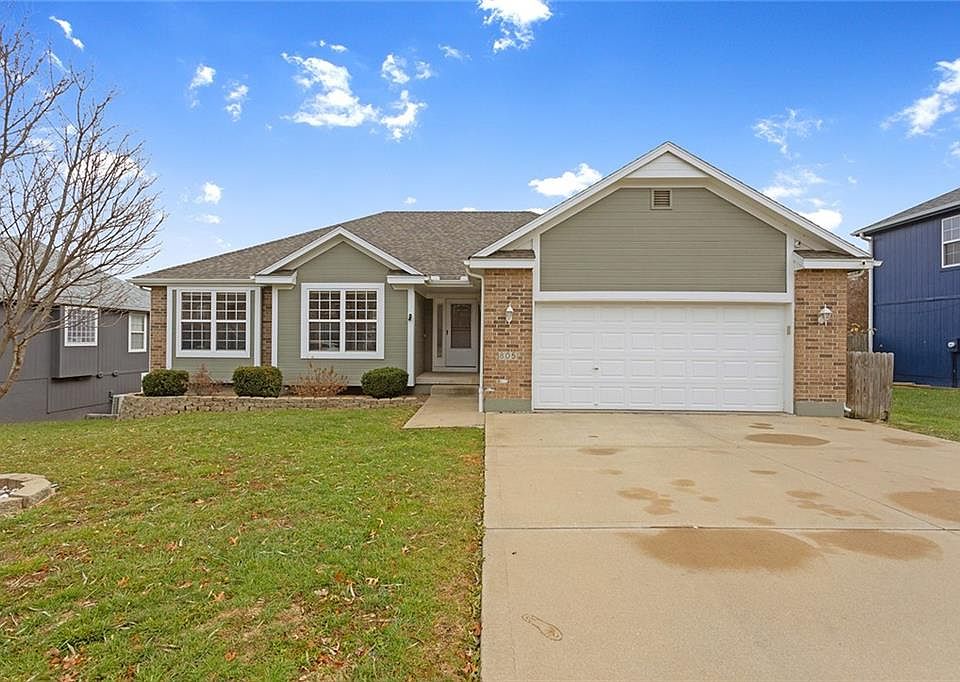 1st image of 805 Foxtail Dr