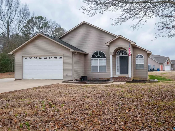 509 Braswell St, Altoona, AL 35952