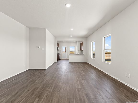 3rd image of 2091 Olivia Drive
