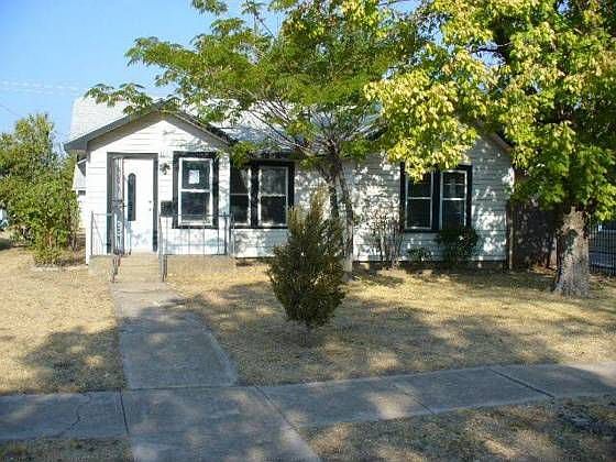 2nd image of 3001 Grover Ave