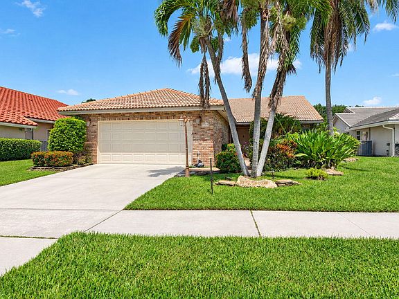2nd image of 7523 Silver Woods Ct
