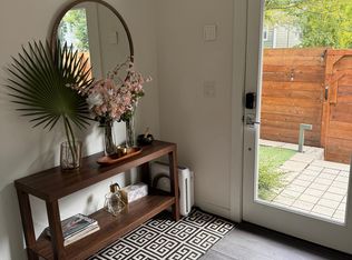 131 22nd Ave E #A, Seattle, WA 98112