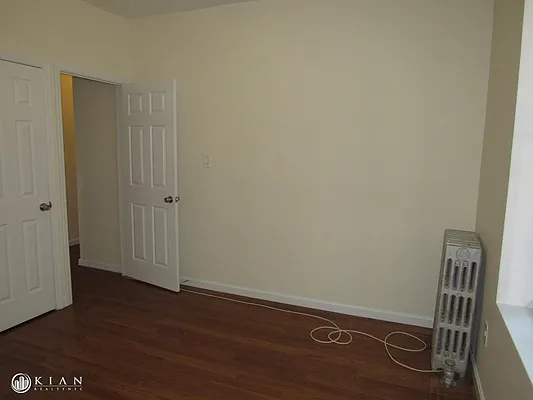 Rented by Kian Realty | media 25