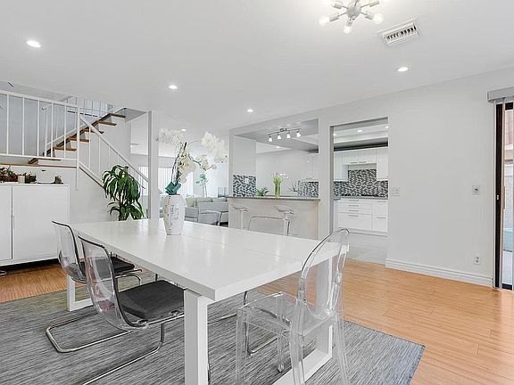 5th image of 1211 Dorothy Dr Unit 205