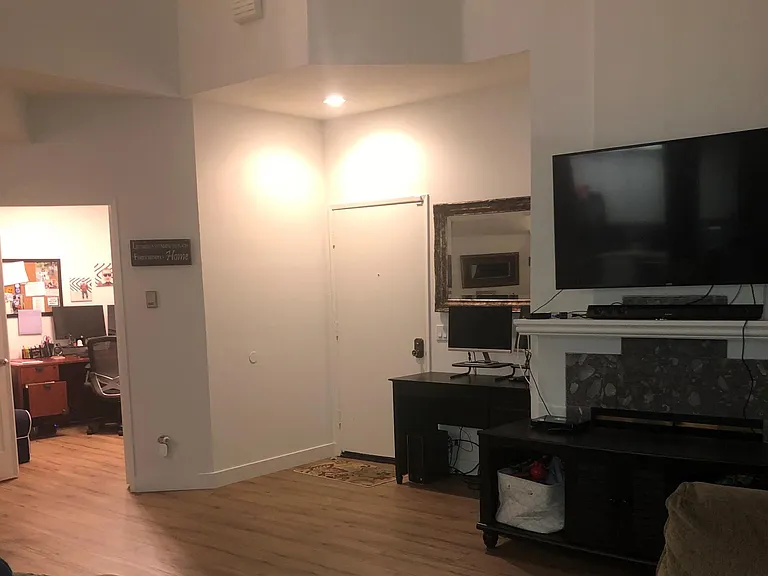 24988 La Pantera — Photo 15