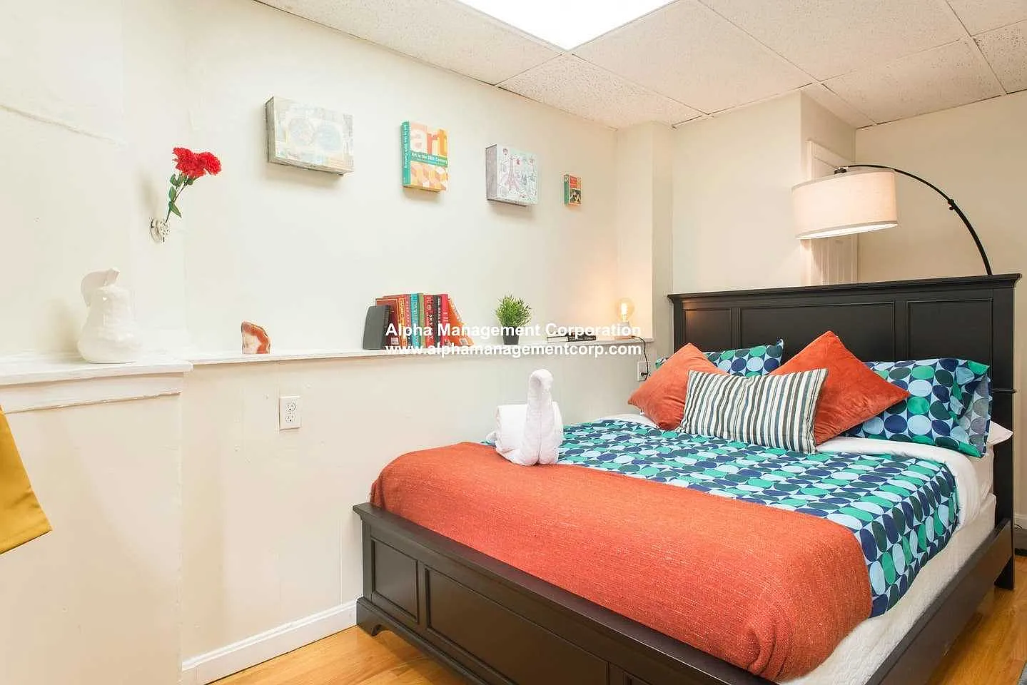 4 bed, 2.5 bath, $4,950 — Photo 3