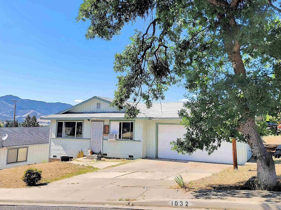 1st image of 1032 Swallow Cir