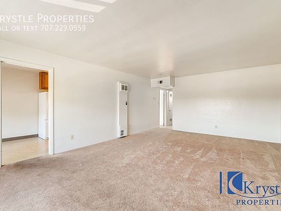 5th image of 229 Couch St