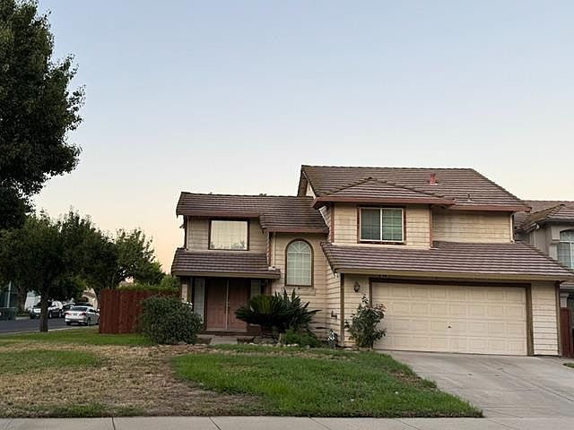 1st image of 804 Salina Dr