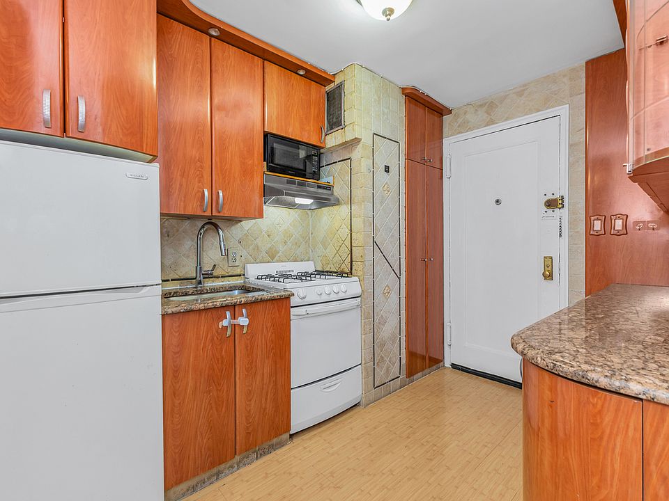 1st image of 65-35 Yellowstone Blvd #4C