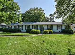 6411 Burlwood Rd, Charlotte, NC 28211