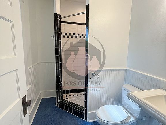 4th image of 2125 Winter St SE