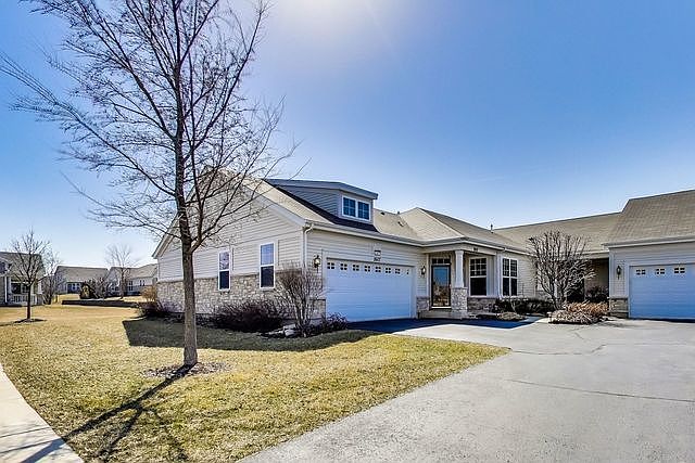 1st image of 2607 Camberley Cir