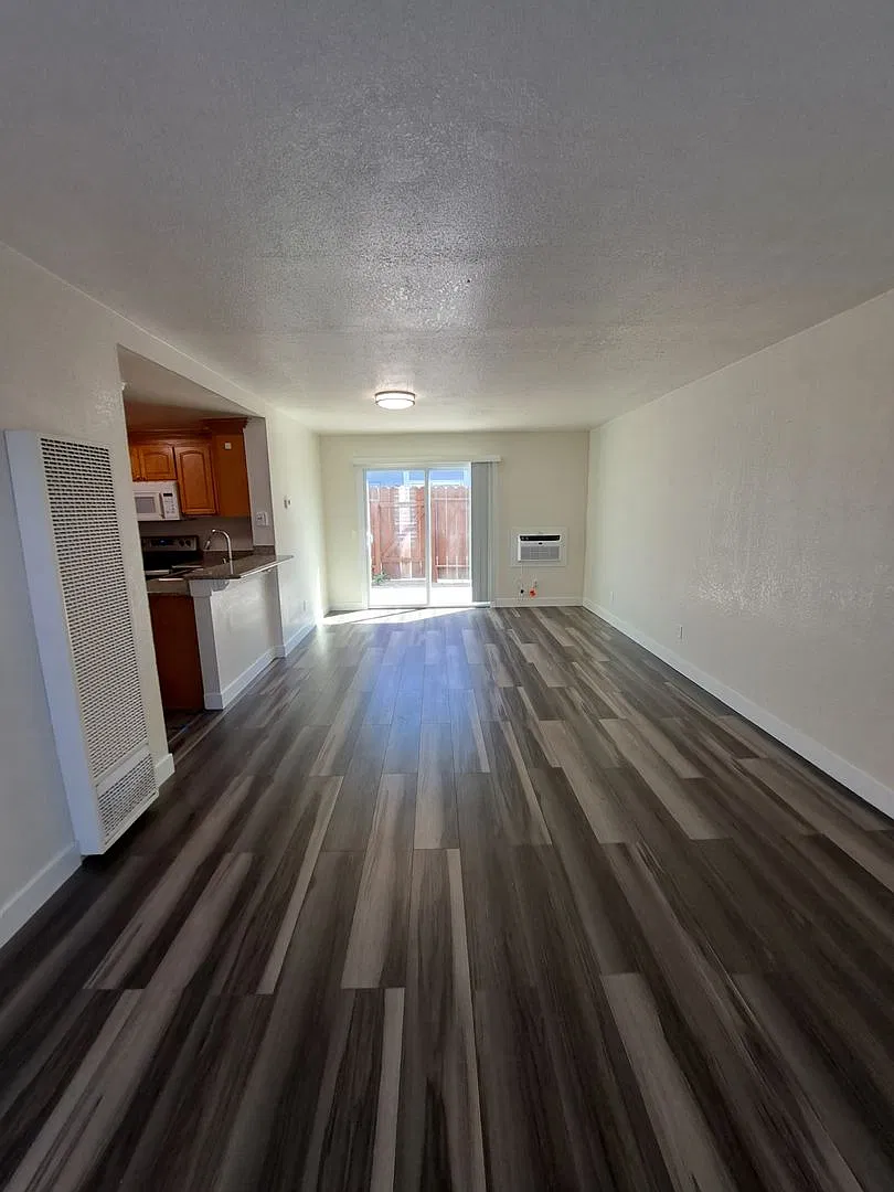 Updated home has lots to offer! - $250 off the first 2 month's rent — Photo 2