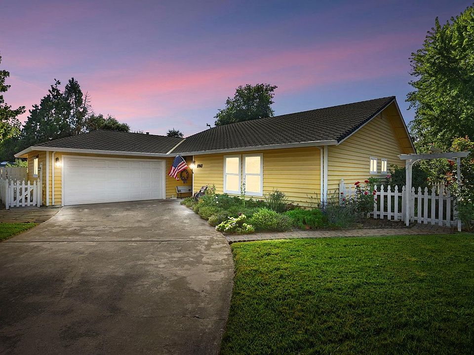 1st image of 17843 E Varene Ct