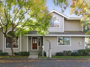 426 Whisman Ct, Mountain View, CA 94043