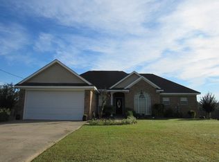 1100 Windmill St, Grenada, MS 38901